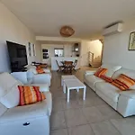 Climatise 2 Avec Terrasse Et Cuisine Equipee - Fr-1-100-344 קבלייר-סור-מר