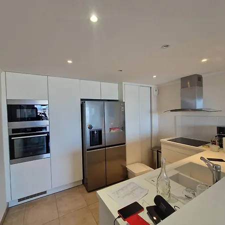 Climatise 2 Avec Terrasse Et Cuisine Equipee - Fr-1-100-344 Appartement