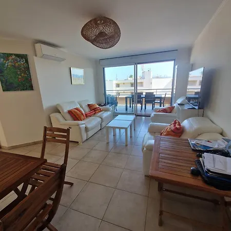 Climatise 2 Avec Terrasse Et Cuisine Equipee - Fr-1-100-344 Appartement Cavalaire-sur-Mer